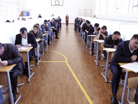 Təhsil müəssisələrində iş axtaranların nəzərinə: qəbul imtahanı keçirilir