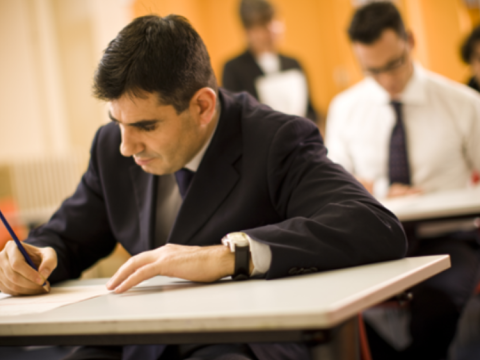 Sertifikat var, iş yoxdur... -&nbsp;Dövlət qulluğunun&nbsp;müsahibə mərhələsində NARAZILIQ