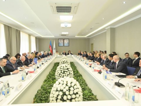 Ali təhsil müəssisələrinin rəhbərləri ilə görüş keçirilib