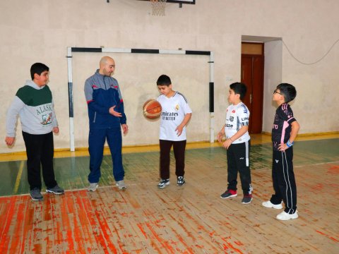 Paytaxt məktəblərində idman həftəsi