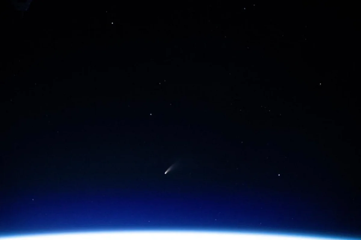 Günəşə yaxınlaşan kometanı gözlə görmək mümkün olacaq