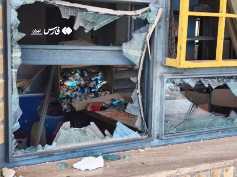 Daha iki&nbsp;məktəbə raket atılıb - FOTOLAR