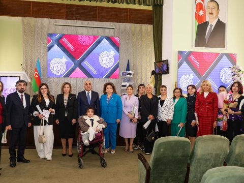 UNEC-də I Beynəlxalq simpozium keçirilib