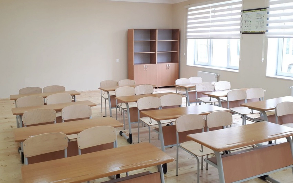 Dərsdən qaçmaq istəyən uşaq&nbsp;xəsarət&nbsp;alıb