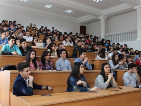 Son iki ildə yerdəyişmə edən tələbələrin SAYI