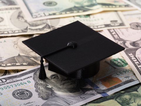 Daha bir ölkə&nbsp;tələbələr üçün təqaüd proqramı elan edib