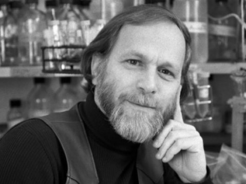 Nobelçi alim vəfat edib