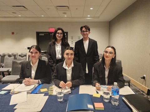 Qarabağ Universiteti tələbələri Vaşinqton və Vyanada yarışır