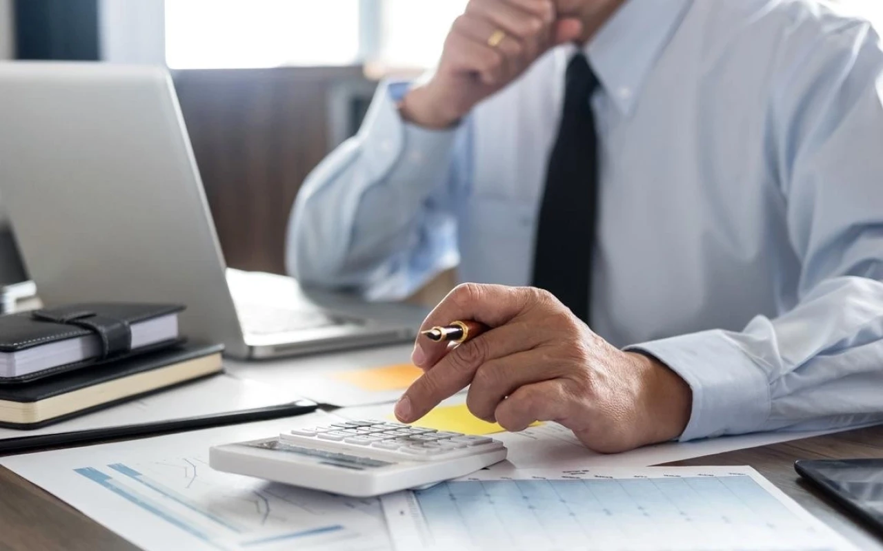 Dövlət qulluğuna qəbul olmaq istəyənlərin NƏZƏRİNƏ!