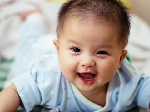 Cənubi Koreyada 17 ildən sonra ilk dəfə uşaq doğulub