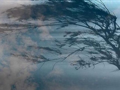 Güclü külək&nbsp;məktəb binasına zərər vurdu - FOTO