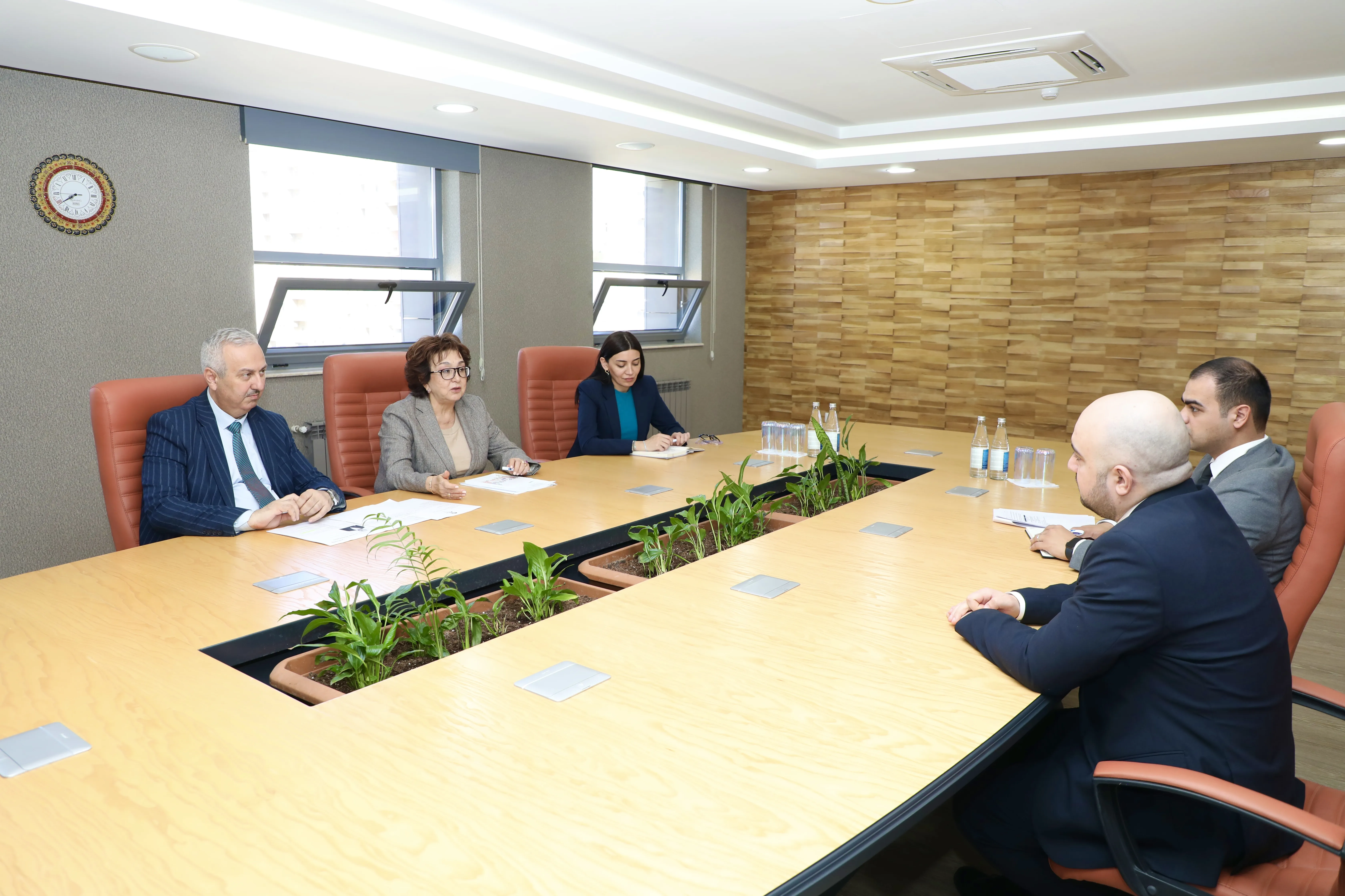 Məleykə Abbaszadə beşinci &ldquo;Yüksəliş&rdquo; müsabiqəsinin qalibləri ilə görüşüb