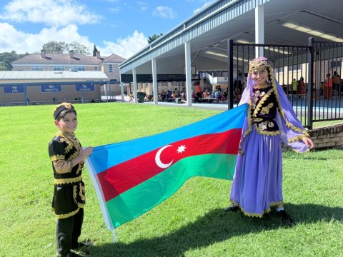 Avstraliyada azərbaycanlı məktəblilər ölkəmizin mədəniyyətini tanıdıblar