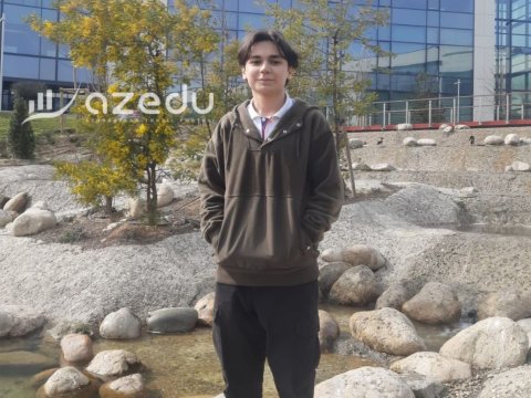 İngiltərədə nüfuzlu&nbsp;universitetə qəbul olan şagird: &ldquo;Dostlarımla çalışıb nəticə qazandıq&rdquo;