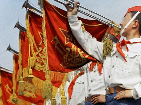 Rusiyada pioner və komsomollar&nbsp;bərpa olunur