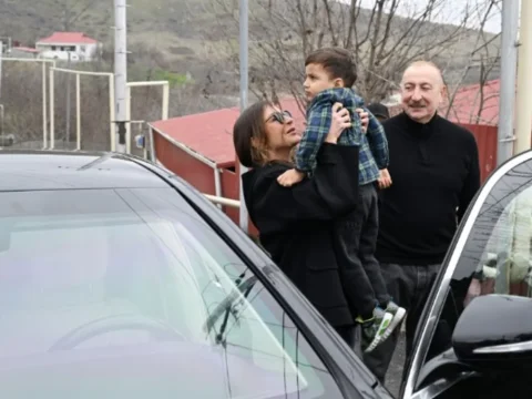 Prezident&nbsp;Ayazın arzusunu gerçəkləşdirdi: Ailəsinə "KamAZ" hədiyyə etdi&nbsp;