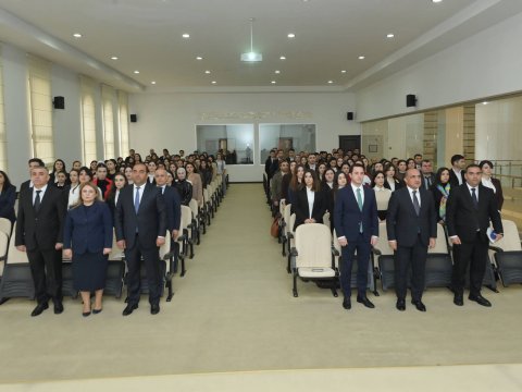 Nazir müavini Qubada pedaqoji heyətlə görüşüb