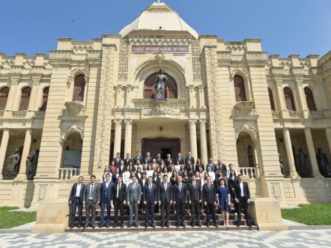 Nazir&nbsp;Quba-Xaçmaz regionu üzrə təhsil işçiləri ilə görüşüb