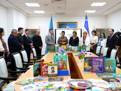 Özbəkistanda kitab təqdimatında keçirilib