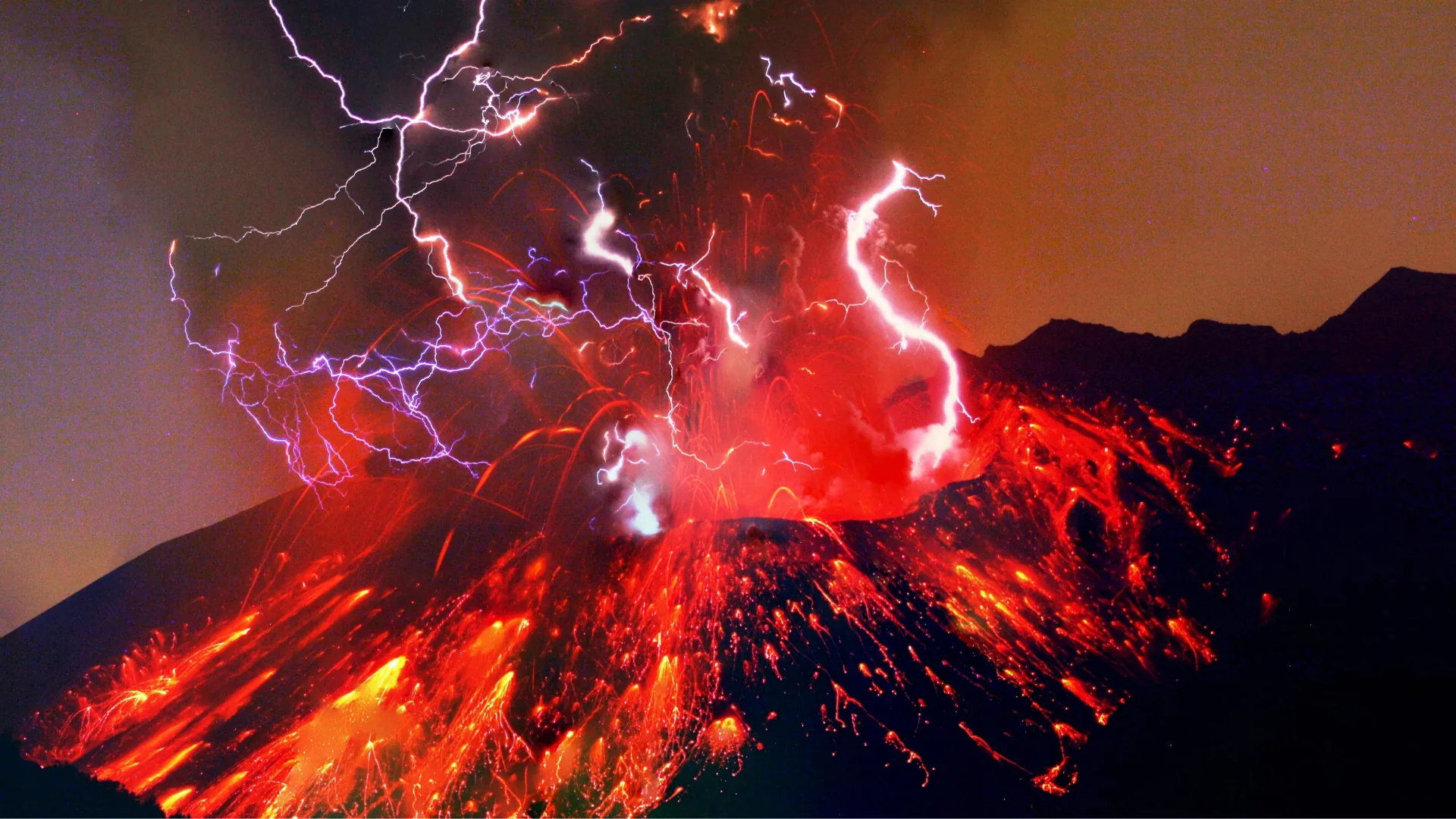 Vulkanlarda müşahidə olunan ildırımın sirri açılıb