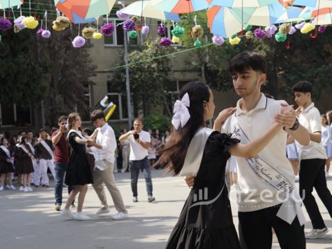 "Son zəng" ilə bağlı yeni tələblər- Çıxışlar məktəb formasında OLMALIDIR