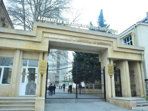 AzMİU-nun həyətində taxta tullantıları yanıb- YENİLƏNİB