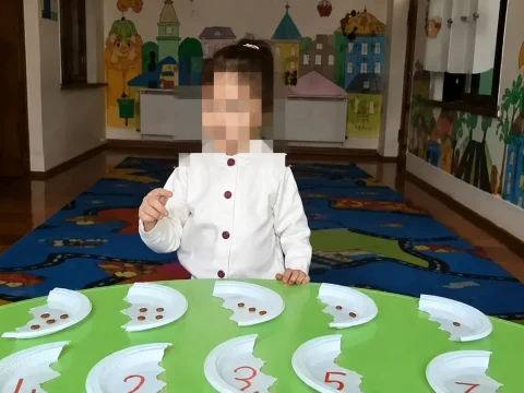 Bağçada uşaqları təhqir edən tərbiyəçi ilə bağlı QƏRAR