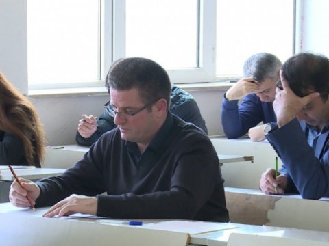 Vəkillər Kollegiyasına üzv olmaq istəyənlər üçün imtahan keçirilib