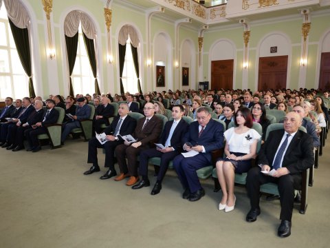 UNEC-də Heydər Əliyev irsinə həsr olunan konfrans
