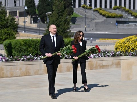 Faşizm üzərində Qələbədə həlak olanlar ehtiramla anılıb