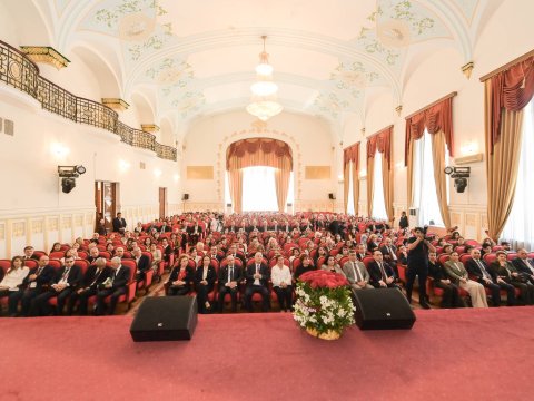 Türkoloji irsə həsr olunan beynəlxalq konfrans ADPU-da