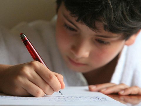 İnsanların çoğu neden sağ elini kullanır?