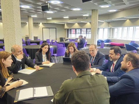 Emin Əmrullayev Dünya Təhsil Forumunda bir sıra görüşlər keçirib