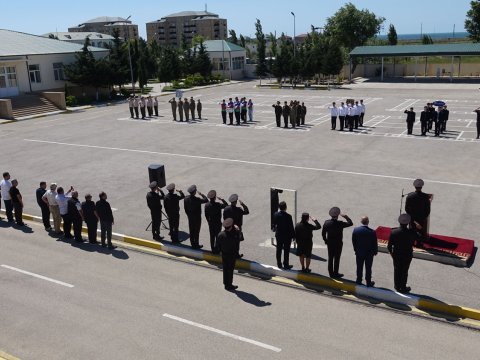Paytaxt məktəbliləri zona birinciliyində qalib olublar