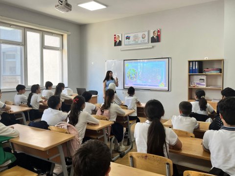 Təhsil müəssisələrində &ldquo;İnsan hüquqları aylığı&rdquo;
