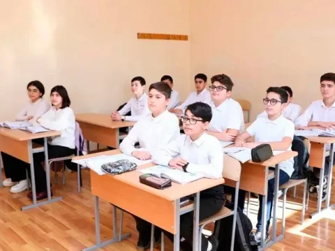 Regionlarda neçə şagird 11-ci&nbsp;sinfi bitirir? -&nbsp;RƏQƏMLƏR