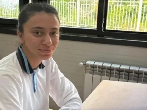 33 il sonra Kəlbəcərin ilk məzunu