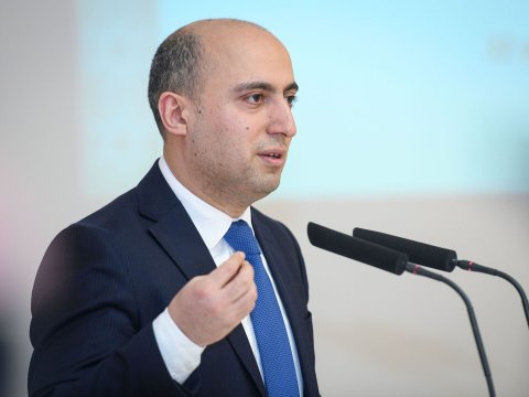 Təhsil nailiyyətləri yüksək olan ölkələrdə tətillər qısadır - NAZİR
