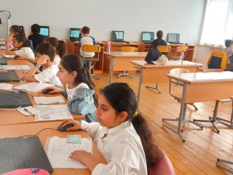 &ldquo;Rəqəmsal məktəb&rdquo; platformasının istifadəçiləri yüz minə çatır