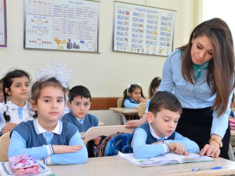 Üç mindən çox&nbsp;müəllim işlə təmin olunub
