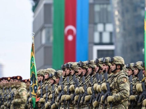 Azərbaycan Silahlı Qüvvələrinin yaranmasından 108 il ötür