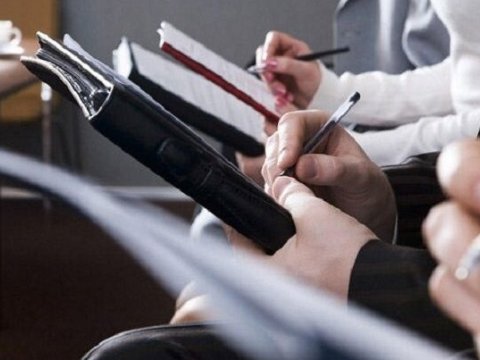 Təhsildə qurumlar hansı sualları cavabsız qoyur? - Jurnalistlər DANIŞDI