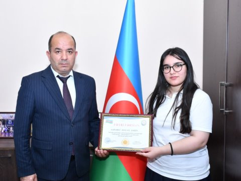 Xırdalan məktəblisi Çin universitetinə qəbul olunub