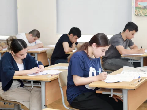 36 mindən çox abituriynet üçün İMTAHAN VAR