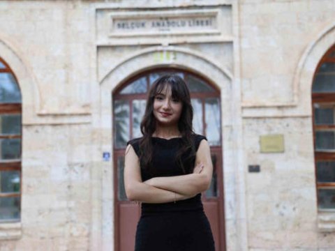Qəbul imtahanında ölkə üzrə 11-ci oldu, nəticəni görəndə huşunu itirdi