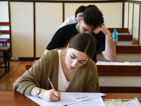İmtahan nəticələri açıqlandı