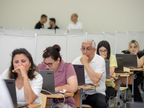 Müəllimlərə ŞAD XƏBƏR: Sertfikasiya balları ARTIRILIB