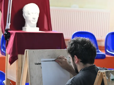 Memarlıq ixtisası üzrə qabiliyyət imtahanlarına start verilib