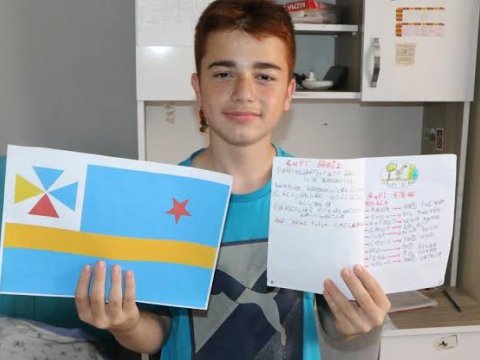 13 yaşlı məktəbli öz dilini yaradıb, xəyali ölkə qurdu