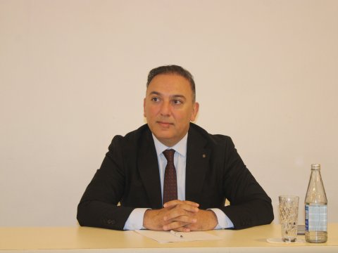 İxtisas seçənlərə rektordan MESAJ: &ldquo;Dörd il sonrakı özünüzü düşünün&rdquo;
